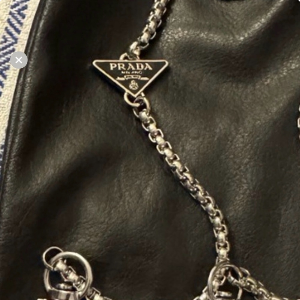 Prada Silver Logo Compact Chain Charm - Picture 4 of 4